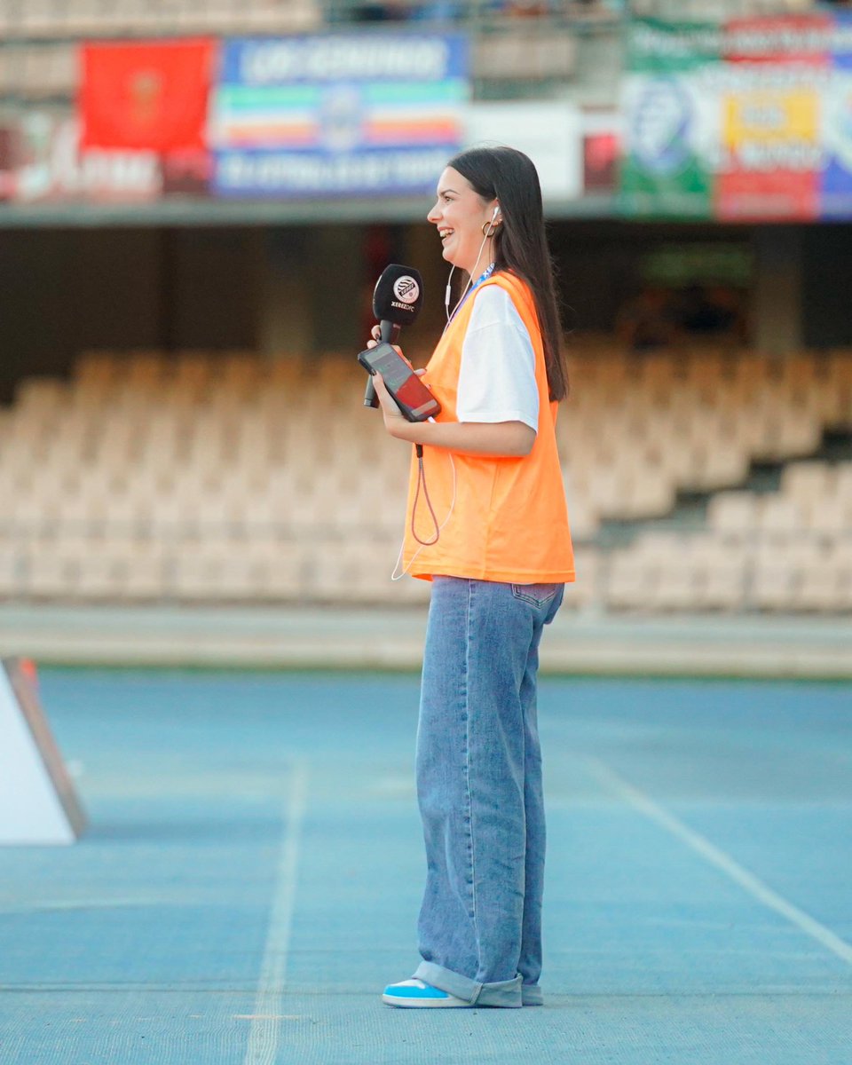 luciaguilarsan's tweet image. Por un 2026 repleto de alegrías en azul y blanco 💙🤍

¡FORZA @XerezDFC!