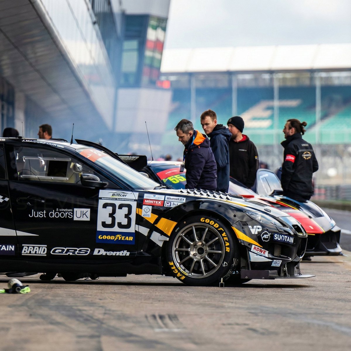 BRAIDwheels's tweet image. The GT80 from @macgracing, rolling on Braid wheels. 🏎️✨
A race car ready to impress on every corner.
Fullrace FF Wheels: 10x18" ET55, Dark Grey Shiny 
Style, performance, and precision—all in one.
Are you ready to see what it can do on track? 🏁
#BraidWheels #FullraceFF