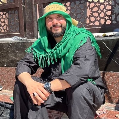 HasanDia3's tweet photo. في روايات الغيب
حُدِّثنا عن الجنّة وأُخبِرنا عن جمالها 
لكني سرحتُ اليومَ في صور السّعداء وغرقتُ في ملامحهم!
في تقاسيمِ وجوههم، بسماتهم، عبقُ مسيرتهم
تلكَ الصّور التي تكاد تحكي من خلف الإطار!
لعلّي اليومَ وُفّقتُ لأرى مشاهِد من الجنّة
هؤلاءِ أهلُ الجنّة!
كنا نعيش مع أهل الجنّة!! https://t.co/u0GCzkgGgl