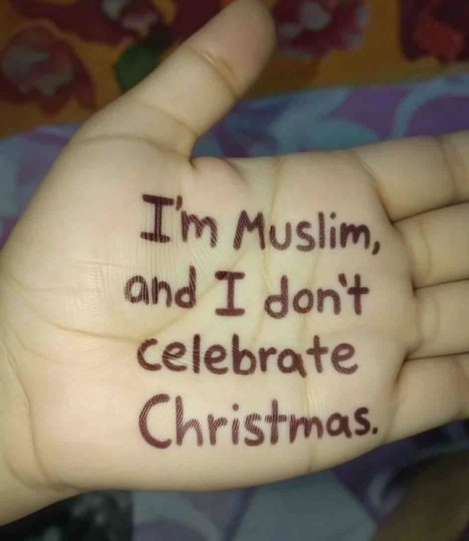 Soy judío y tampoco celebro Navidad. Pero me encanta ver a mis amigos  cristianos celebrando. Hasta los felicito. Que no mamen., image size:959x1106