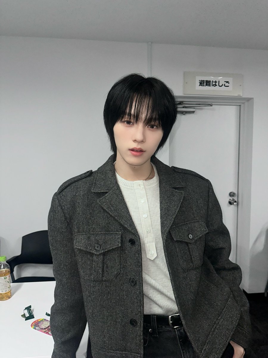 inthe_x_project's tweet photo. [📷] 𝑰𝑵𝑻𝑯𝑬 𝑿 𝒑𝒓𝒐𝒋𝒆𝒄𝒕  #PS86M10

이 사진을 보고 기분 좋게 하루를 마무리 하셨으면 좋겠어요.☺️🐟
미리 메리 크리스마스🎄

#PENGJINYU #펑진위
#INTHE_X #인더엑스
#INTHE_X_project #인더엑스프로젝트
#iNKODE #인코드 https://t.co/IkaJ7Fhqvg