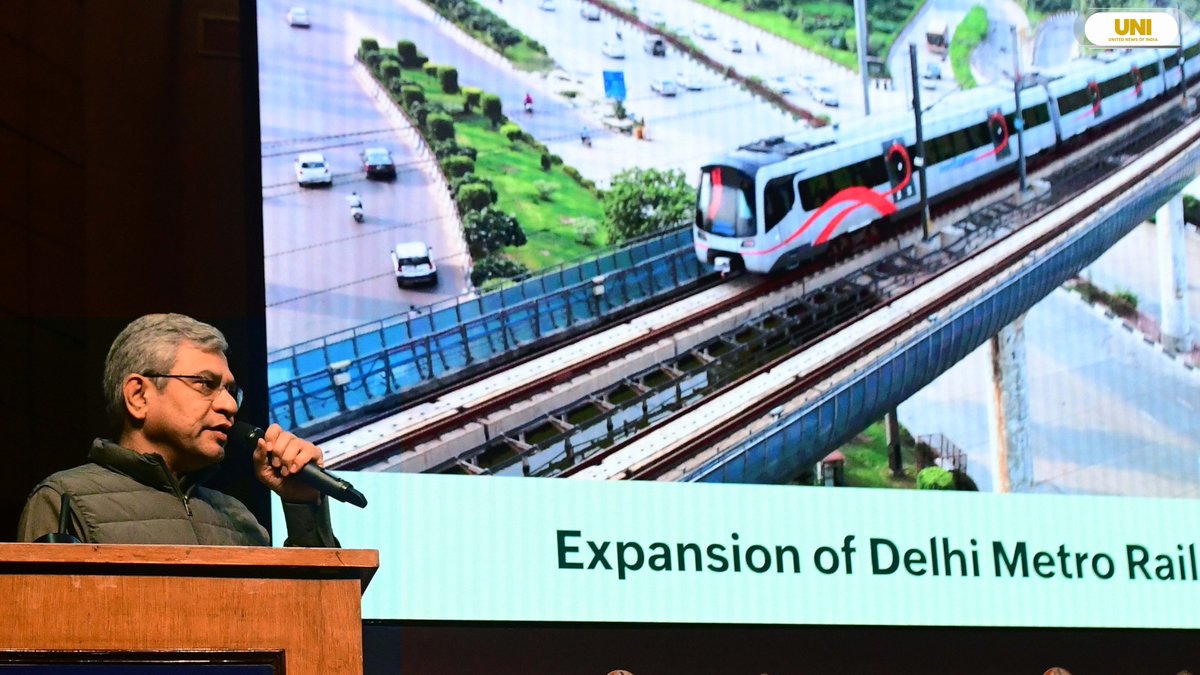 uniindianews's tweet photo. In Photos | Union Minister for Information and Broadcasting and Railways Ashwini Vaishnaw briefed the media on Cabinet decisions in Delhi today.
📸: Prem Singh / UNI
@AshwiniVaishnaw | #AshwiniVaishnaw | #Delhi | #CabinetDecision | #InfraProjects https://t.co/pjwuTylgBl