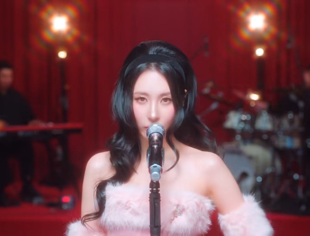 hwicatzebra's tweet photo. ٩(๛ ˘ ³˘)۶  
@miyaohyeah 
#SUNMI #선미 https://t.co/usJDpZyrWY