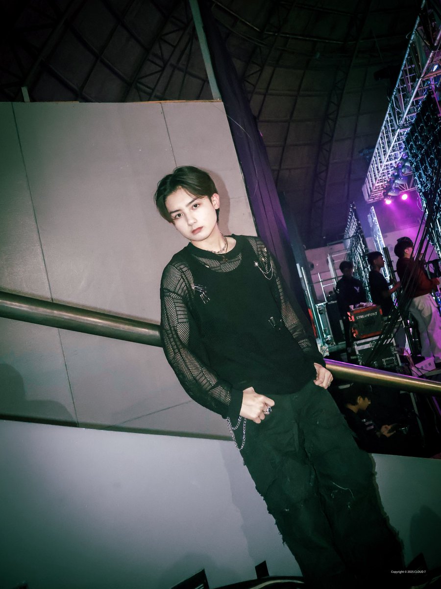 cloud7_ph's tweet image. [#PhotoSeries / #C7_MIGZ] [122325]

Charm on, focus locked.

#CLOUD7_ph