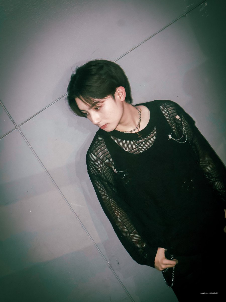 cloud7_ph's tweet image. [#PhotoSeries / #C7_MIGZ] [122325]

Charm on, focus locked.

#CLOUD7_ph