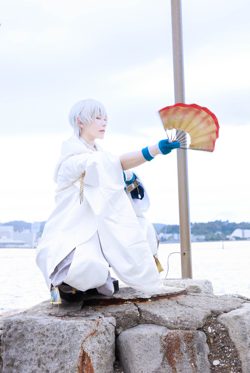 Cosplay】 刀剣乱舞 鶴丸国永 · 🪭 · photo📸(@ura_shishimai45)