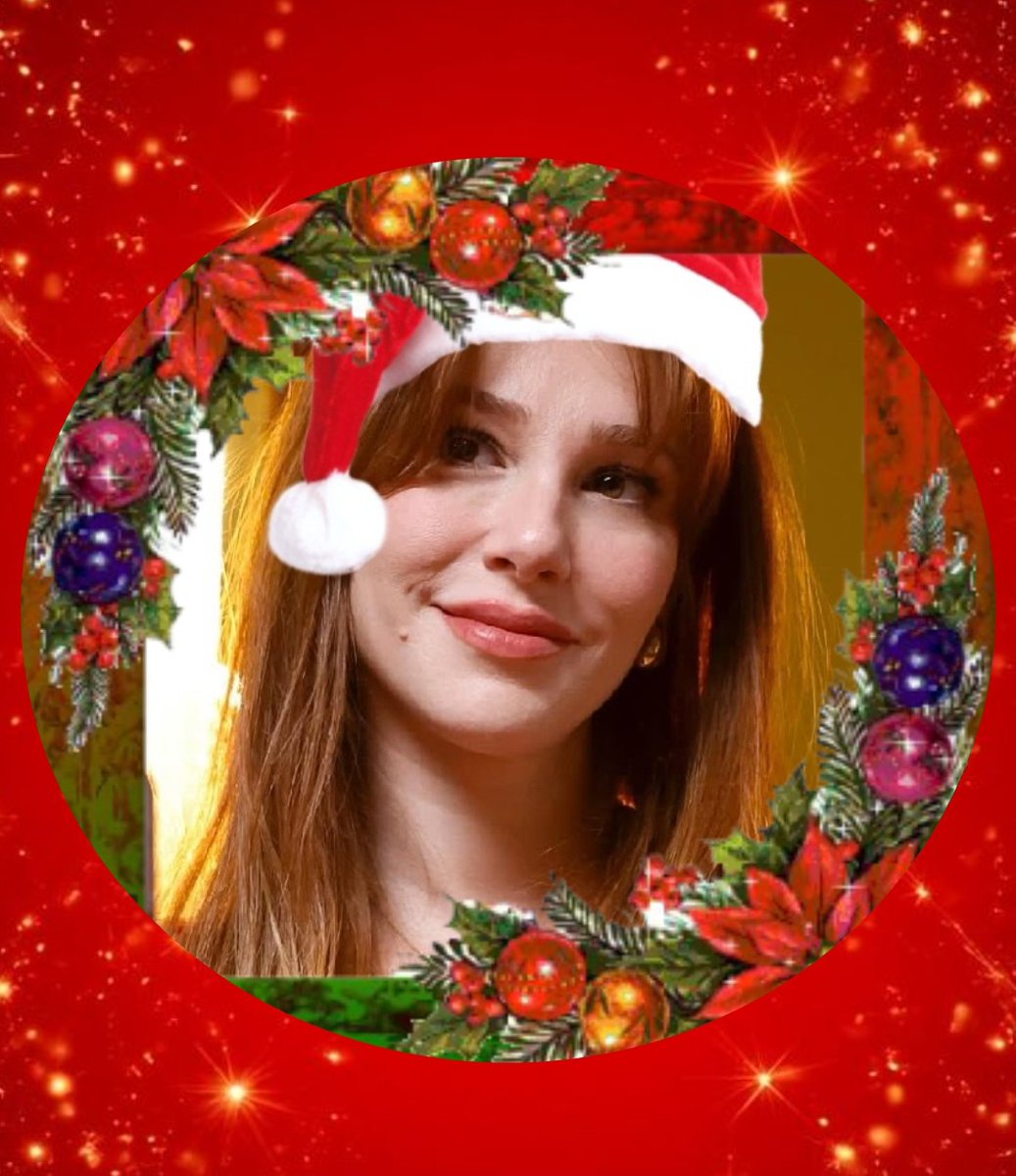 Mutlu Noeller Elçin Sangu ailesi 🎄
#ElçinSangu