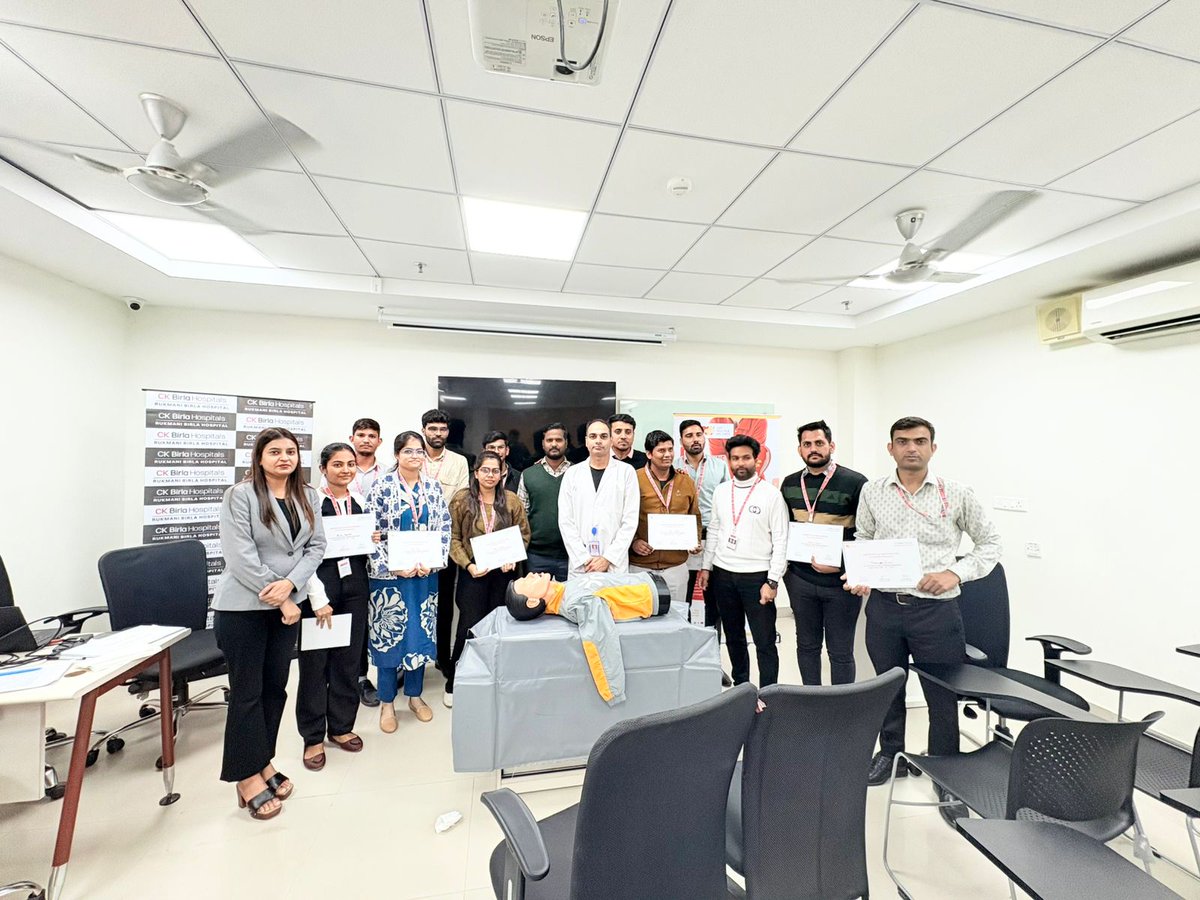 jhwjpr's tweet photo. BASIC LIFE SUPPORT TRAINING | CORPORATE AWARENESS SERIES
Because Every Workplace Can Be a Life-Saving Space

A heartfelt thank you to @aavasfinanciers Aavas Financiers for taking a proactive step toward employee safety and community well-being. https://t.co/3WKdnTZSSe