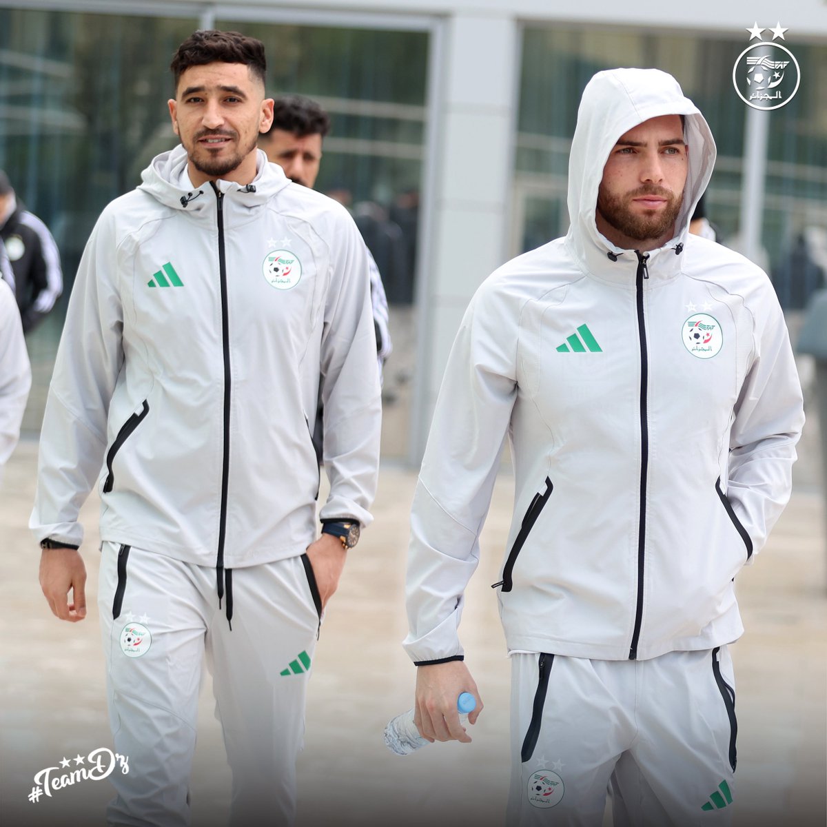 جولة لاعبي الخضر بمحيط مقر إقامتهم قبيل مباراتهم الافتتاحية في كأس أمم إفريقيا أمام منتخب السودان
 #LesVerts⭐️⭐️ | #123vivalAlgérie🇩🇿| #AFCON2025