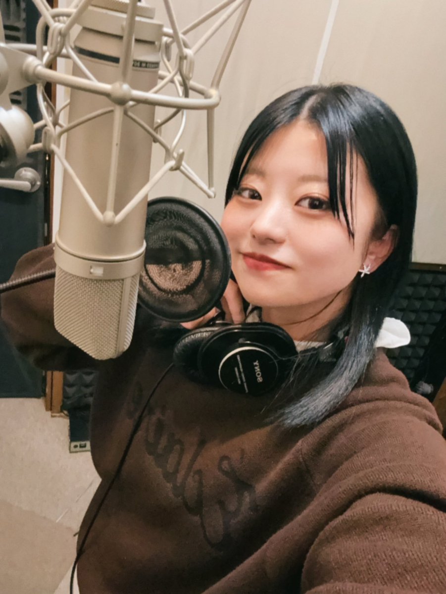 今日はレコーディングdayでした✊🏻❤️‍🔥
少し先の発表になるかもだけど、、情報解禁お楽しみにっ😏
⁡
あとイメチェンしました〜💓
今回素敵に仕上げていただきました🙏✨️
⁡
 #レコーディング #岡崎市 #ソラナ