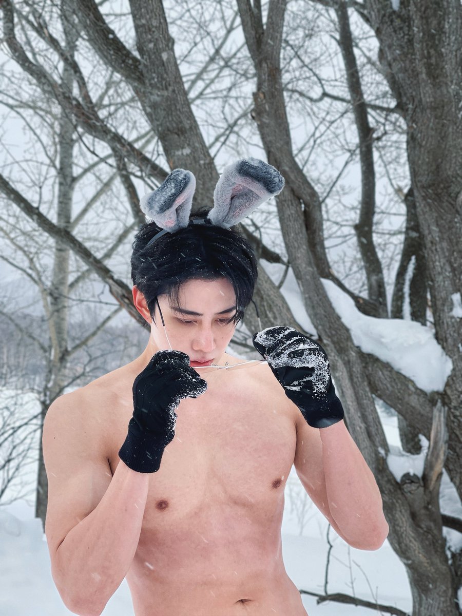 🎅🏻คริสมาสนี้ที่บ้านมีกระต่ายยัง?🐰 #m1keangelo #mikeangelo #ไมค์พิรัชต์ #christmas