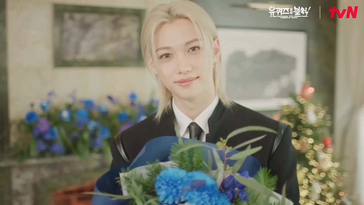 yongdeelixx's tweet image. Xmas Eve with Felix

FELIX QUIZ ON THE BLOCK
#FELIX_YouQuizOnTheBlock
#유퀴즈_ON_THE_필릭스