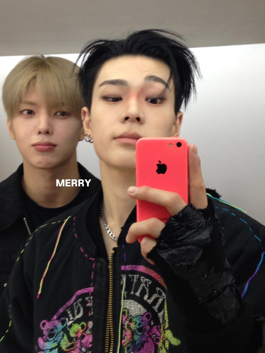 WHIB(휘브) tweet media