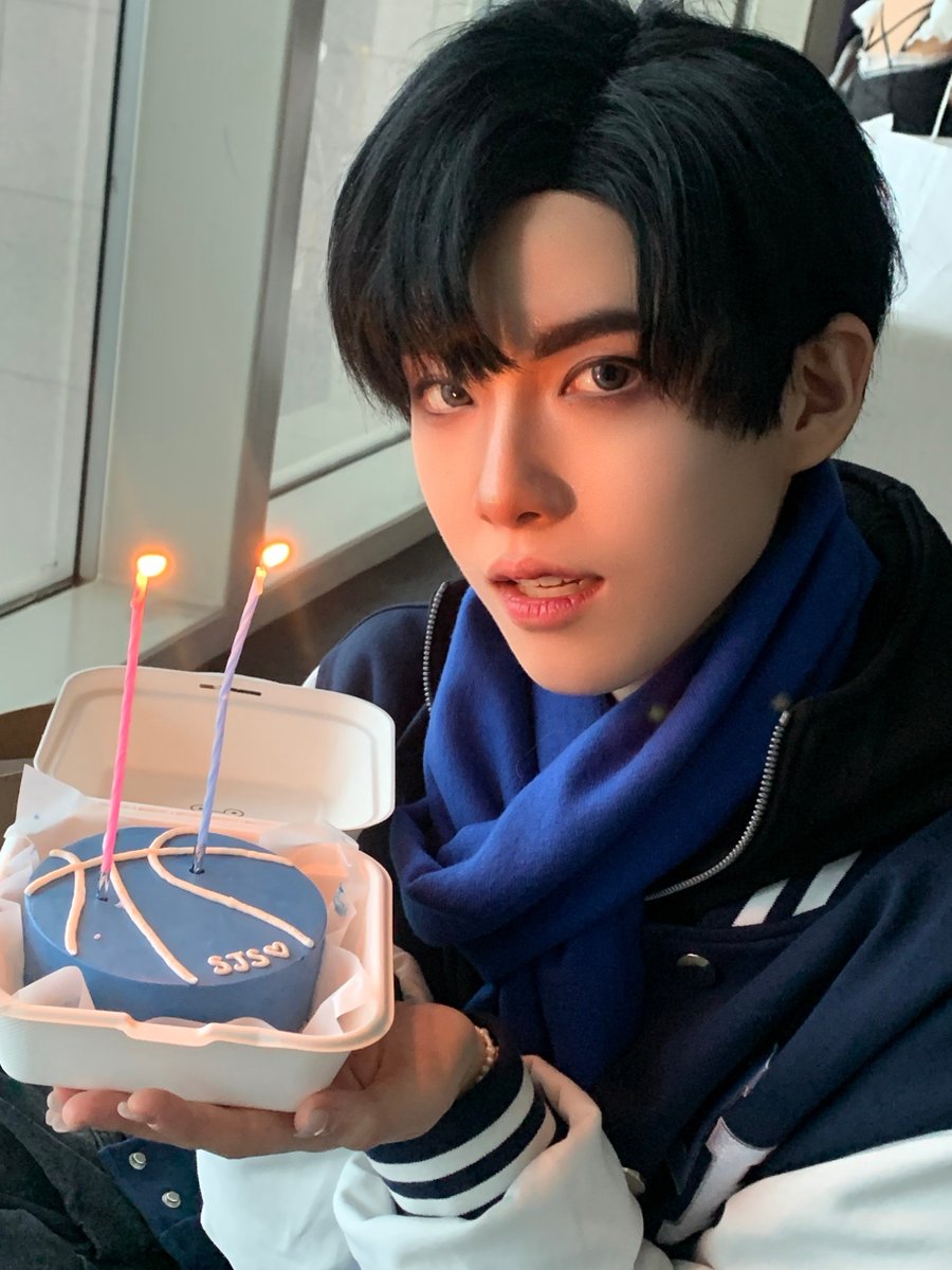 La_campanell_a's tweet photo. 냠♡ https://t.co/NXUcs4yi9N