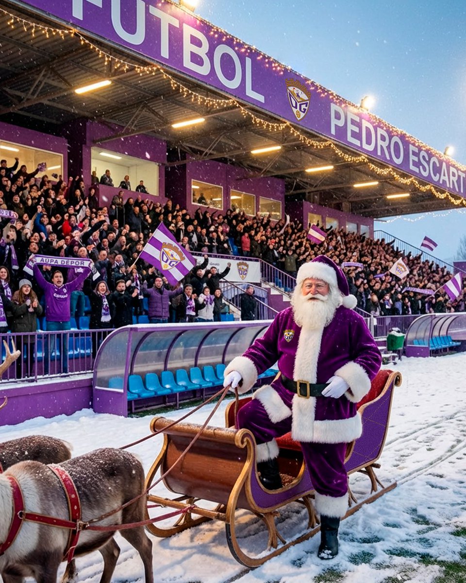 🎅🎄 Querido Papá Noel:
Este año no te pedimos regalos, solo te pedimos seguir disfrutando con nuestra gente y en nuestra casa un año más en las gradas. 

💜 Gracias por formar parte de la familia morada y muy Feliz Navidad.