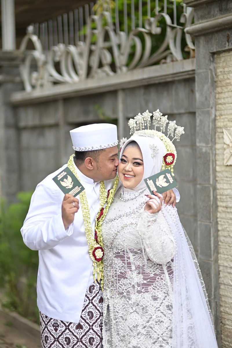 khiladaa's tweet photo. Menutup 2025 dengan jadi istri kamu https://t.co/7KmcspGoxy
