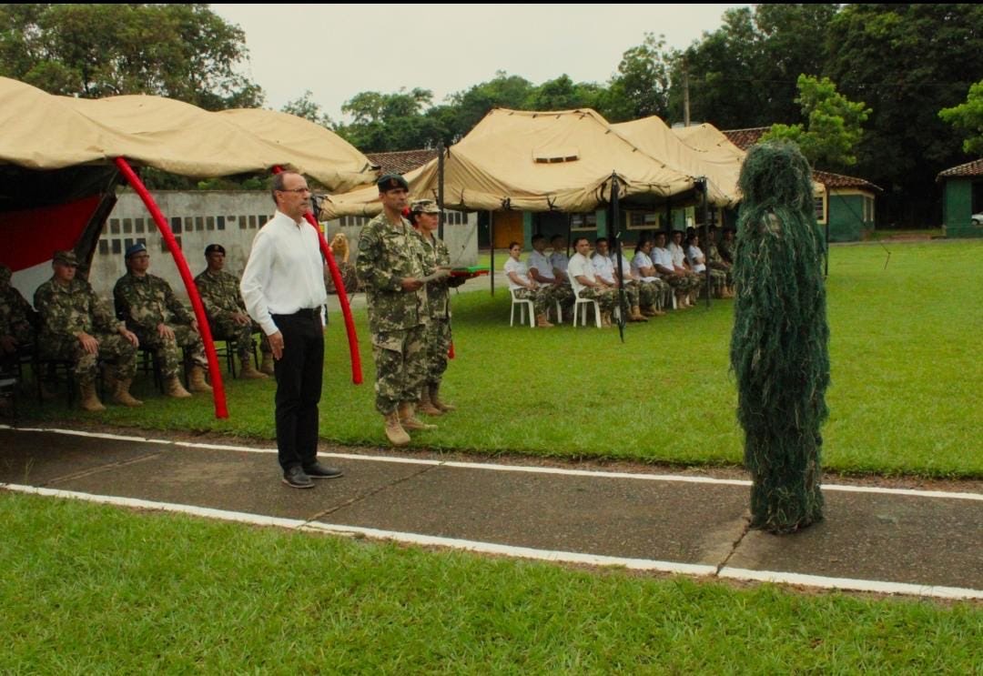 py_rep's tweet image. Personal del Regimiento Escolta Presidencial ha culminado satisfactoriamente el Curso de FRANCOTIRADOR, el mismo se desarrolló en el asiento de las Tropas Especiales del Ejército. 
🇵🇾+Info en: facebook.com/share/p/17buBp…