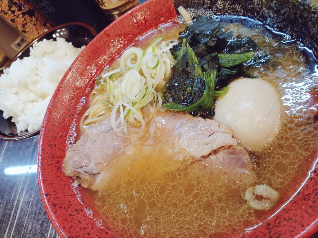 メリークリスマス🎄🎅🎄
てことで、明日…！
ワンマン1ヶ月前からこつこつやってたツイキャスで「ワンマンお疲れ様！配信一緒に観ようよ配信」を行います。笑
うまくいくか不安ですが、21時半頃から始めて22時ぴったりに再生したい！
配信買ってくれた方とせーので😌
僕もまだ全部観てないので楽しみ！