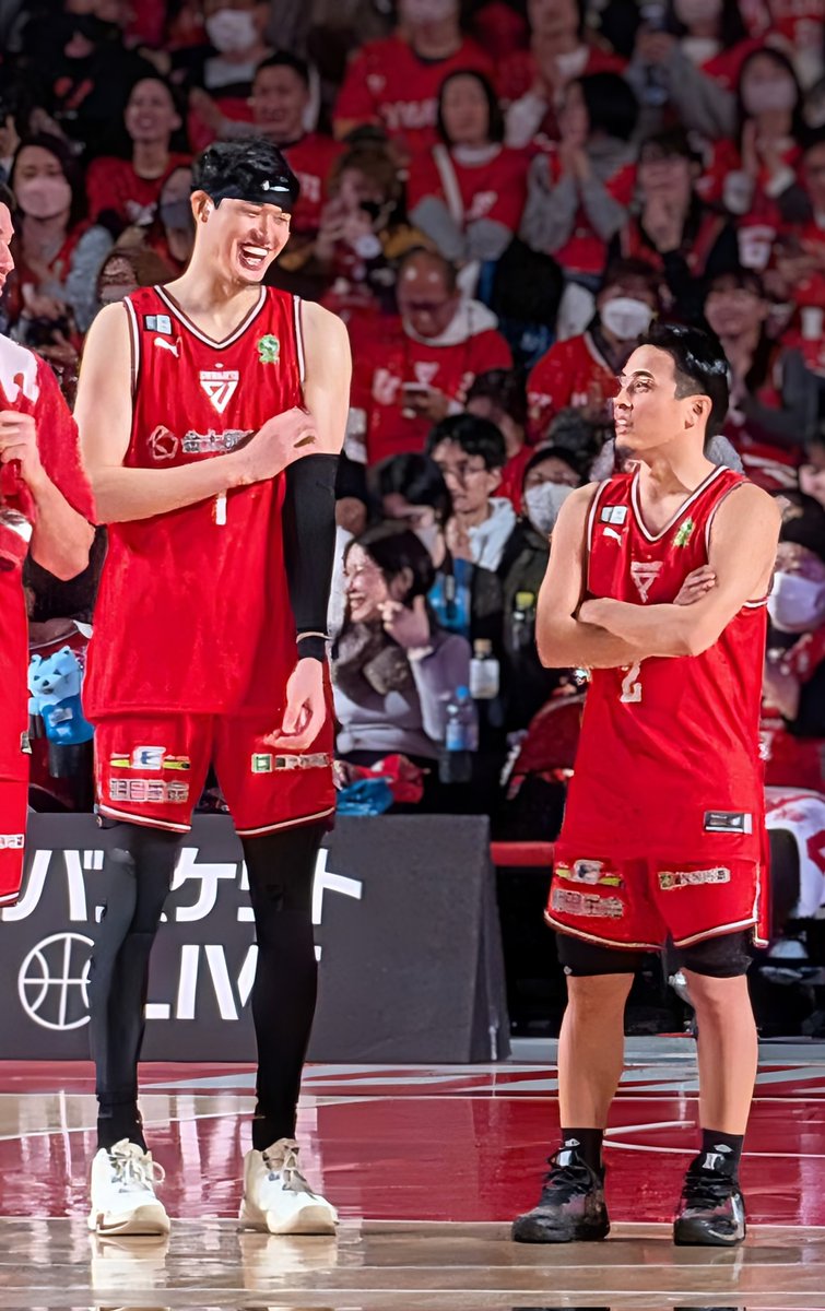 XmasWIN🏀🧑‍🎄
ナビがナビで
トガピがトガピだった💕

こんな笑顔をずっと見ていたい🤩
勝利のプレゼントをありがとう🎁
メリークリスマス🎄

#千葉ジェッツふなばし