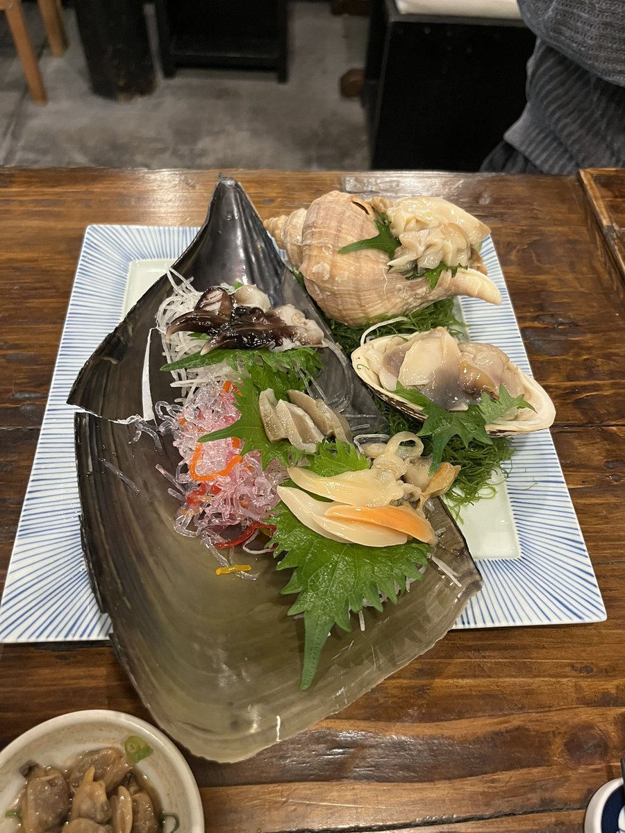 impact35v's tweet photo. もう二度と居酒屋には行きません 
3人で16000円になりました https://t.co/DfmPFGj47G