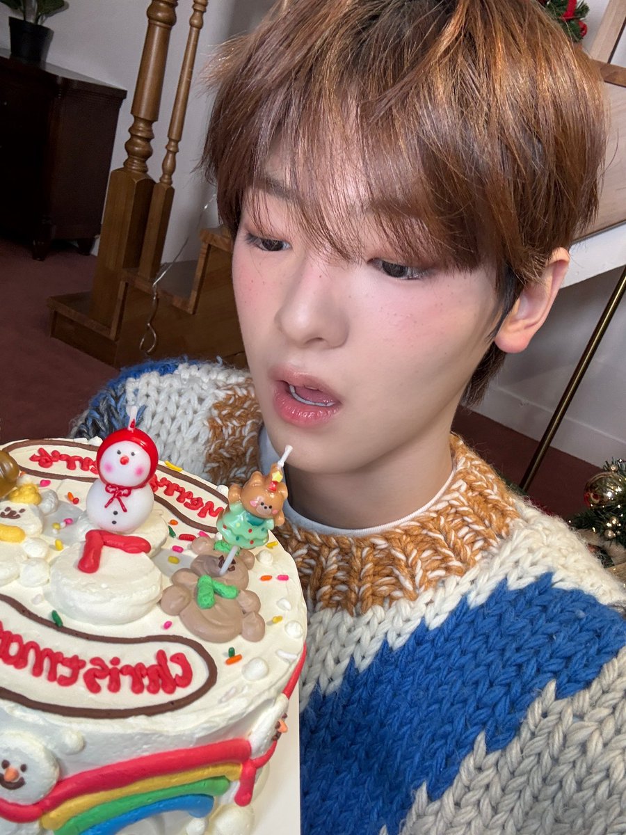 크리스마스이브에 깡아단과 함께해서 즐거웠습니당🤍🤍 모두 메리 크리스마스!! 🎅🎄🎄