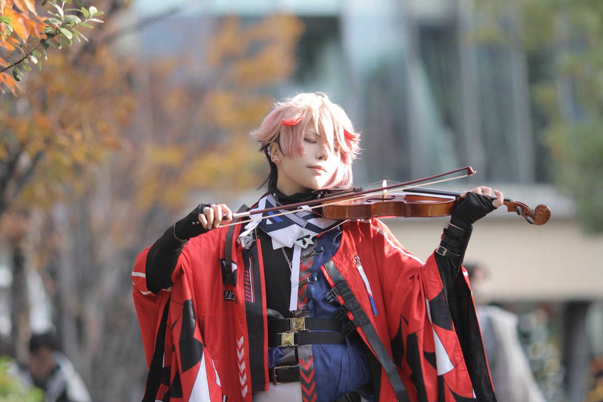 【コス】

🌈🕒 / 🦉🎻

p : <a href="/kyooou13/">恭</a>