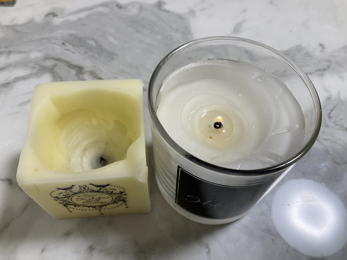 y241bu's tweet image. 2012年から毎年火を灯し続けてきた、Kalafinaグッズのキャンドルが、14回目のクリスマスをもって底部のロウが無くなり、ついに灯らなくなった。

Kalafinaの再始動を願って毎年灯し続けてきたキャンドルが、3人が一緒に歩き始めたこの時に、とうとうその役割を終えた。今日までありがとうと言いたい😌