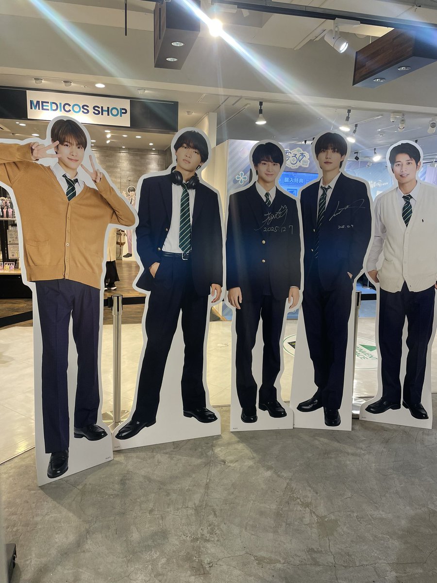 norico_jp's tweet photo. ポップアップストア行ってきました！！

会場の「MAGNET by109」が天津甘栗・三千里薬品のトコとは知らずに、ジジイの私とババアの二人で109本館をウロウロしてしまいました…

#ドラマ修学旅行
#修学旅行で仲良くないグループに入りました https://t.co/NeLy40NCzQ