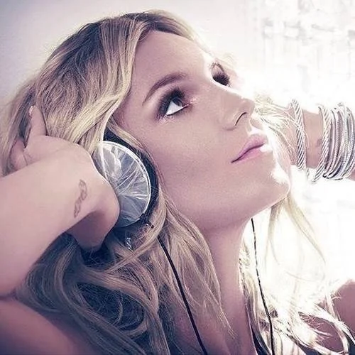 SpotifyBritney tweet media