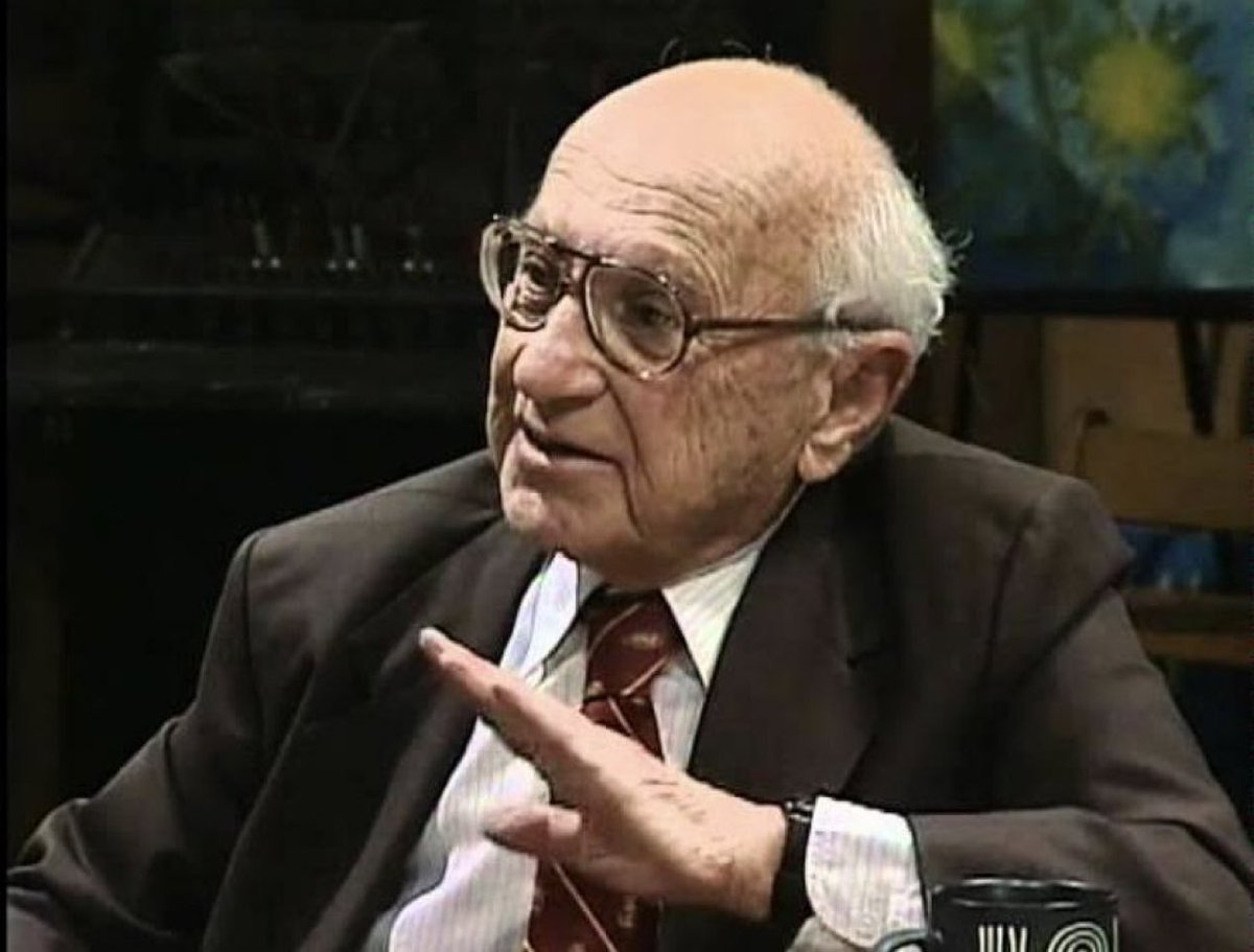 Herkesin yapacağına güvenebileceğiniz tek bir şey var, o da kendi çıkarlarını sizin çıkarlarınızın önüne koymaktır.

Milton Friedman