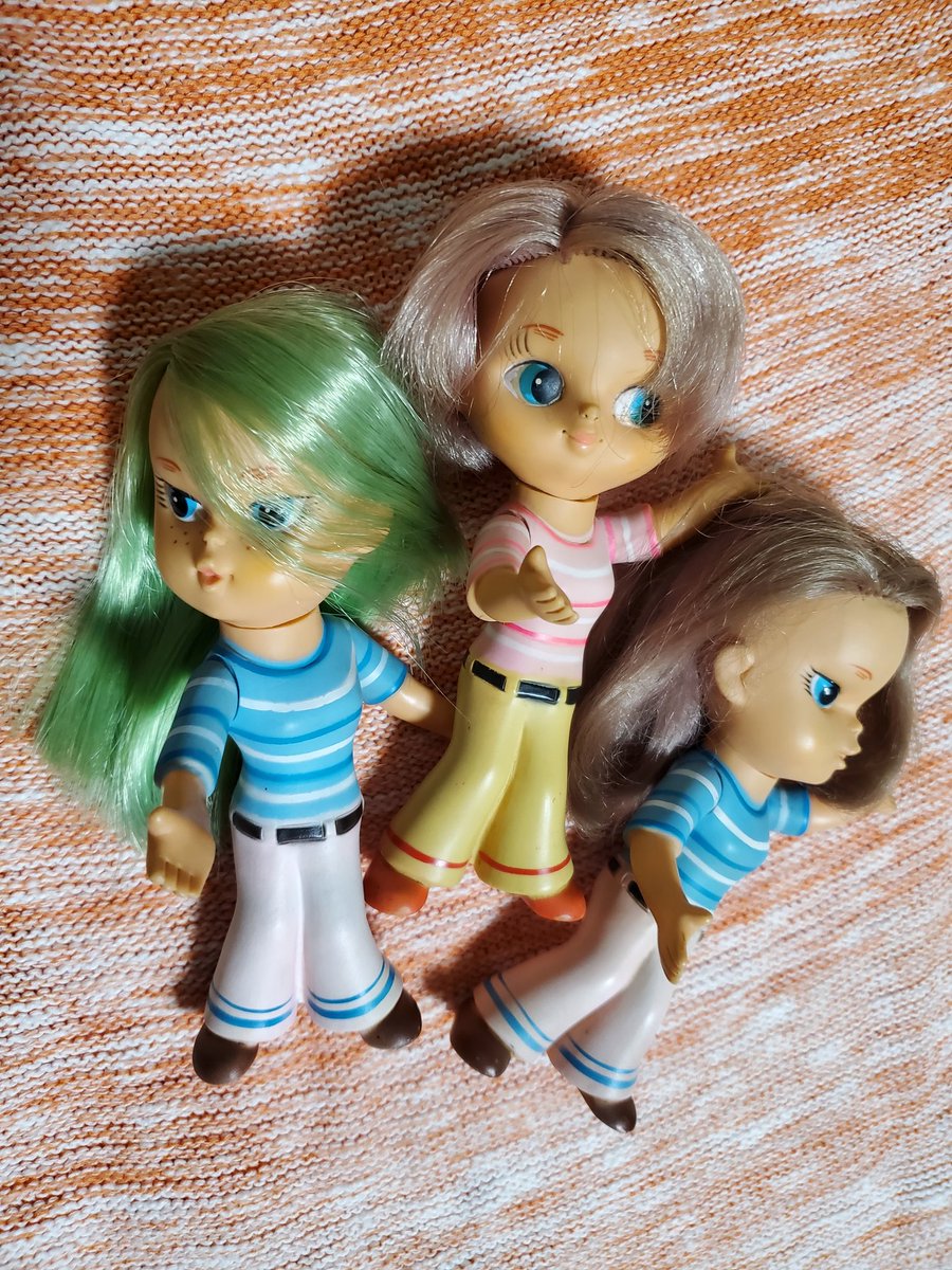 ookisugi0805's tweet photo. 幼い時に見てい���CMは今でもフレーズや唄で憶えてる。理想。

#レナウン
#イェイイェイガール
#昭和レトロ
#あ、仕事には関係ないです
#あ、メリクリッ
#あ、良いお年を！！ https://t.co/tQxaSUiGZM
