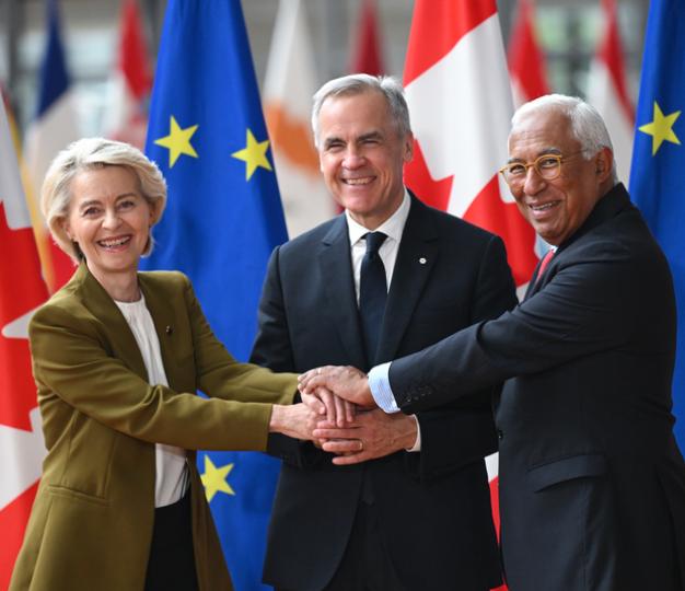 NXT4EU's tweet image. Canada should join the EEA in 2026.

It would be the ultimate way to decouple from the USA 🇪🇺🇨🇦