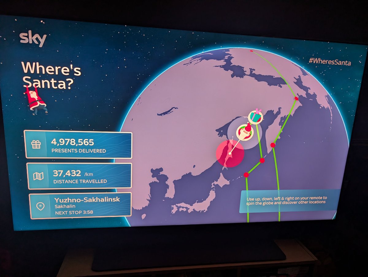 KeiraBird8's tweet photo. Obviously the only reason why we got Sky TV:
Santa Tracker 🎅🏻
#WheresSanta https://t.co/ZPJXUfyN7e