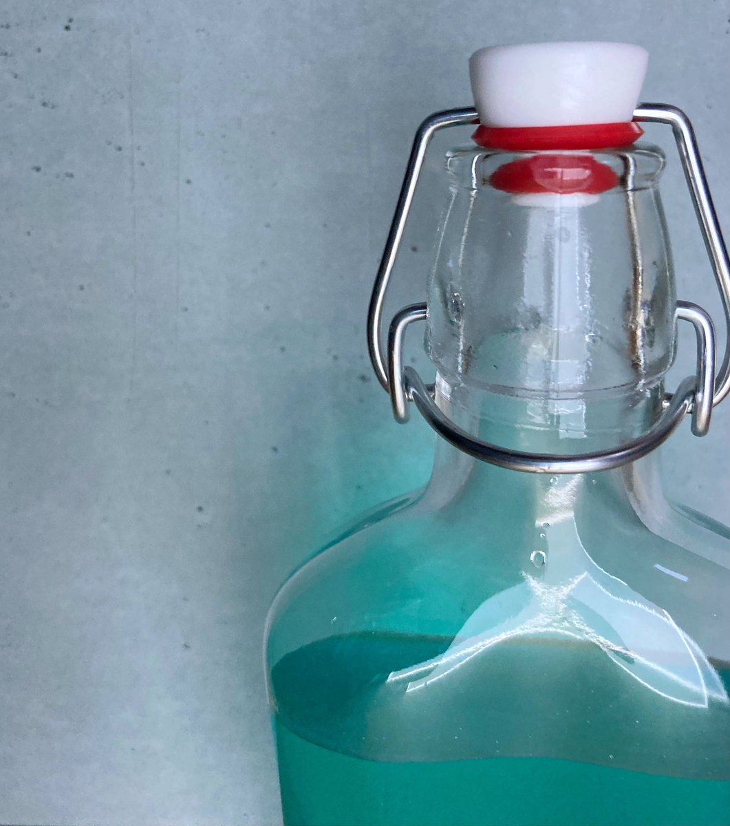 🦐ちゃんとエアクッキー交換してずっと楽しみだったサブレミシェルのクッキー開けました🍓🍫🍪🥰
口溶けが良くて香り高いチョコとサクサククッキーでめっちゃ美味しい😋💕🩷ﾜｰｰｲ🙌大事に食べます🫂✨
クッキーと一緒にDiamond City TeaとThe Commonwealthを飲みながらFalloutドラマの続き観てる🍸