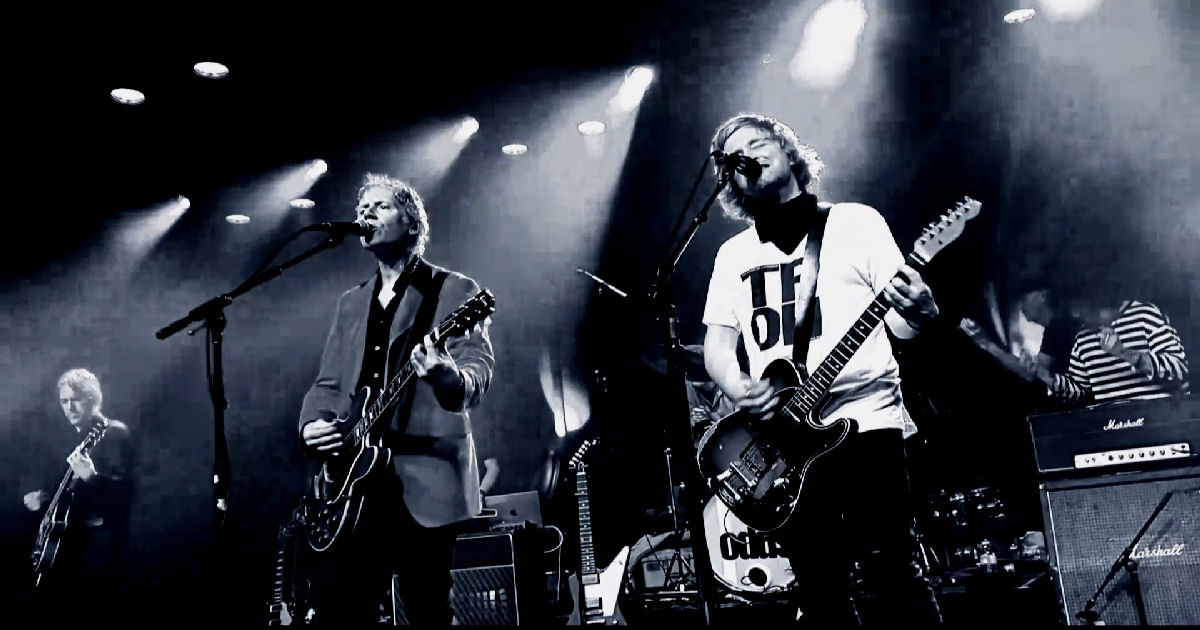 sleepingbagrec's tweet image. SBS Separated 2025 Day 22
Odds &amp;amp; Limblifter - "Listening Party" Feat. Steve Bays (Live @ The Commodore 2025)
sleepingbagstudios.ca/sbs-separated-…
#Odds 
#Limblifter 
#ListeningParty 
#SteveBays 
#SBSSeparated2025 
#sleepingbagstudios