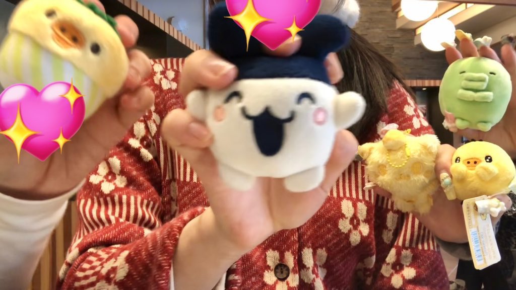 siosallt's tweet image. 방긋방긋 미미치 데리고 여행 다녀야 하는 이유 
나보다 더 개오바 떨어준다