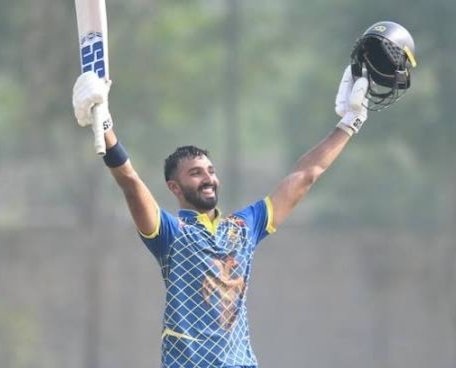 vir20064's tweet photo. Karnataka rewrite history by chasing 412 against Jharkhand , the highest successful run chase in #VijayHazareTrophy Trophy history. https://t.co/fd5o1op6rx
