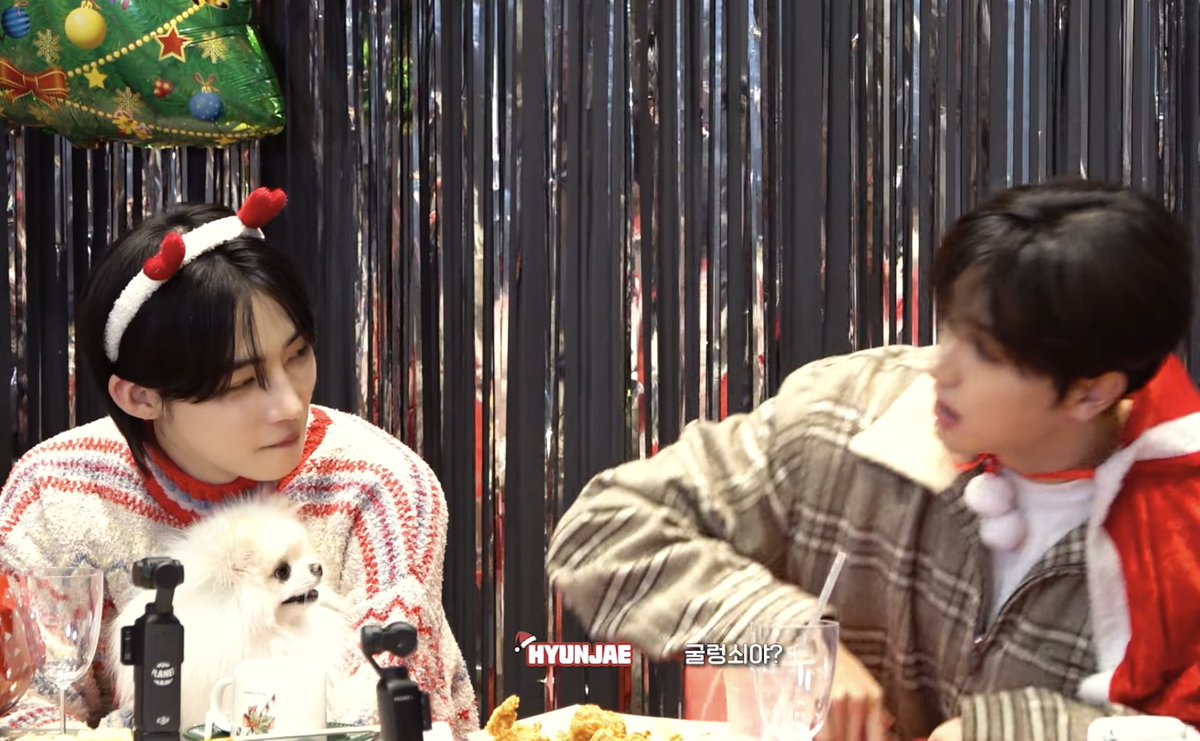anyone else noticed domdu was always looking at the member talking or those who were showing their gift like she understands it all…😭