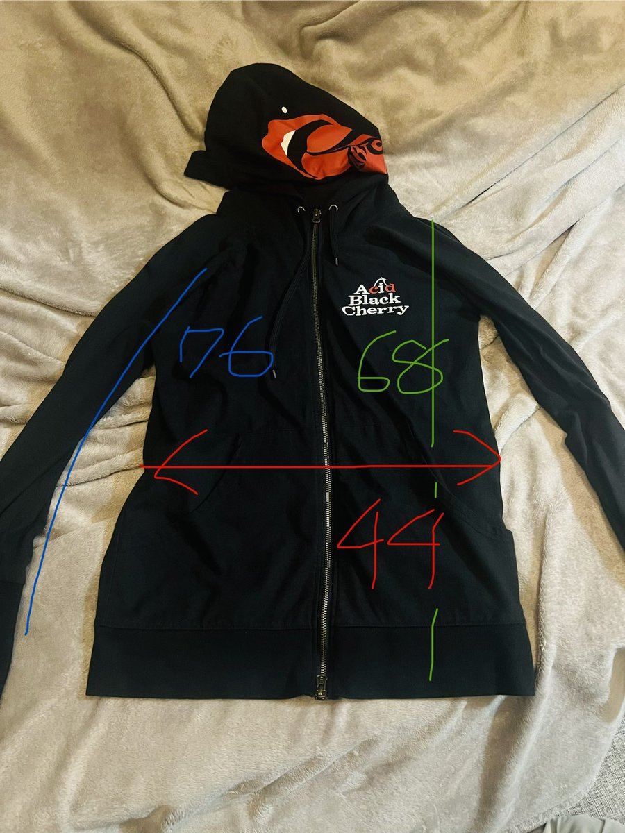 ABCパーカー🍒 昔のMENSサイズパーカーと 比較してみました🙏 175普通