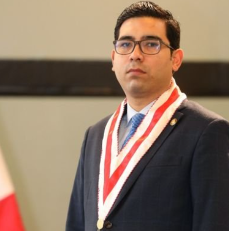 jesusverdeL's tweet photo. #ULTIMO - Vicente Paul Espinoza Santillan es el nuevo superintendente de @SuneduPeru https://t.co/rBGwj0dEIn
