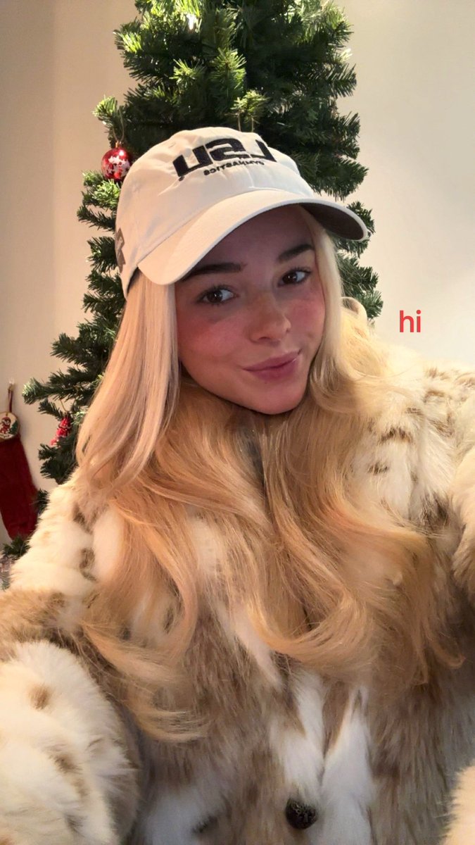 ClemSmithy's tweet image. Sweet Christmas 🎄 Eve