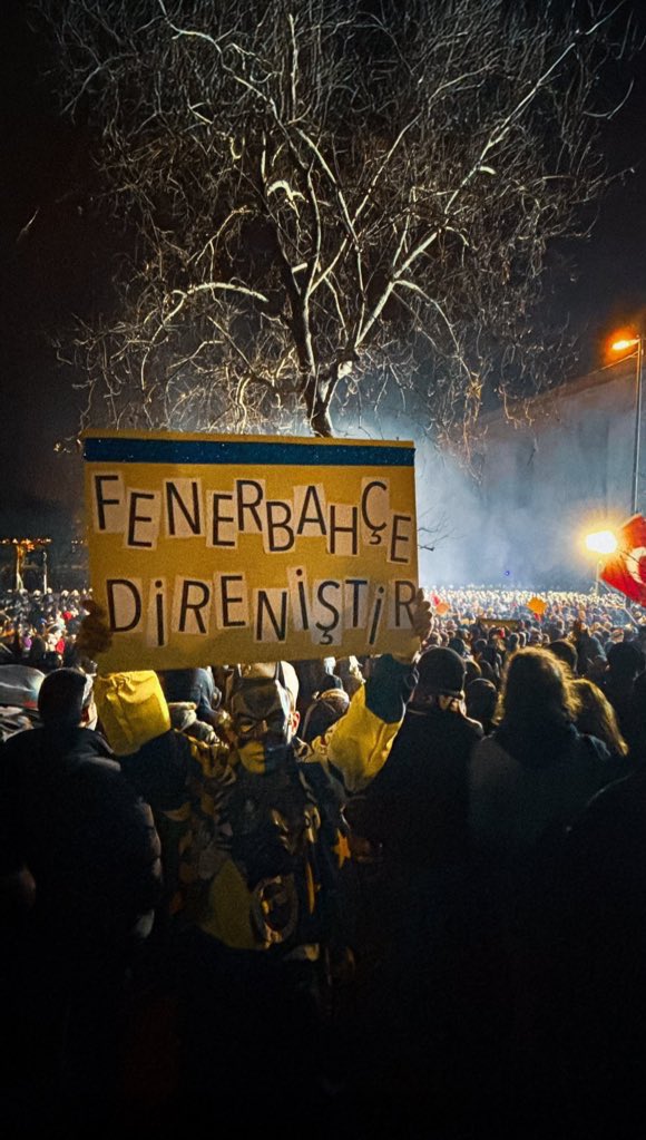 thefenerbahce01's tweet photo. diren fenerbahçe! https://t.co/eXvwdPACVO