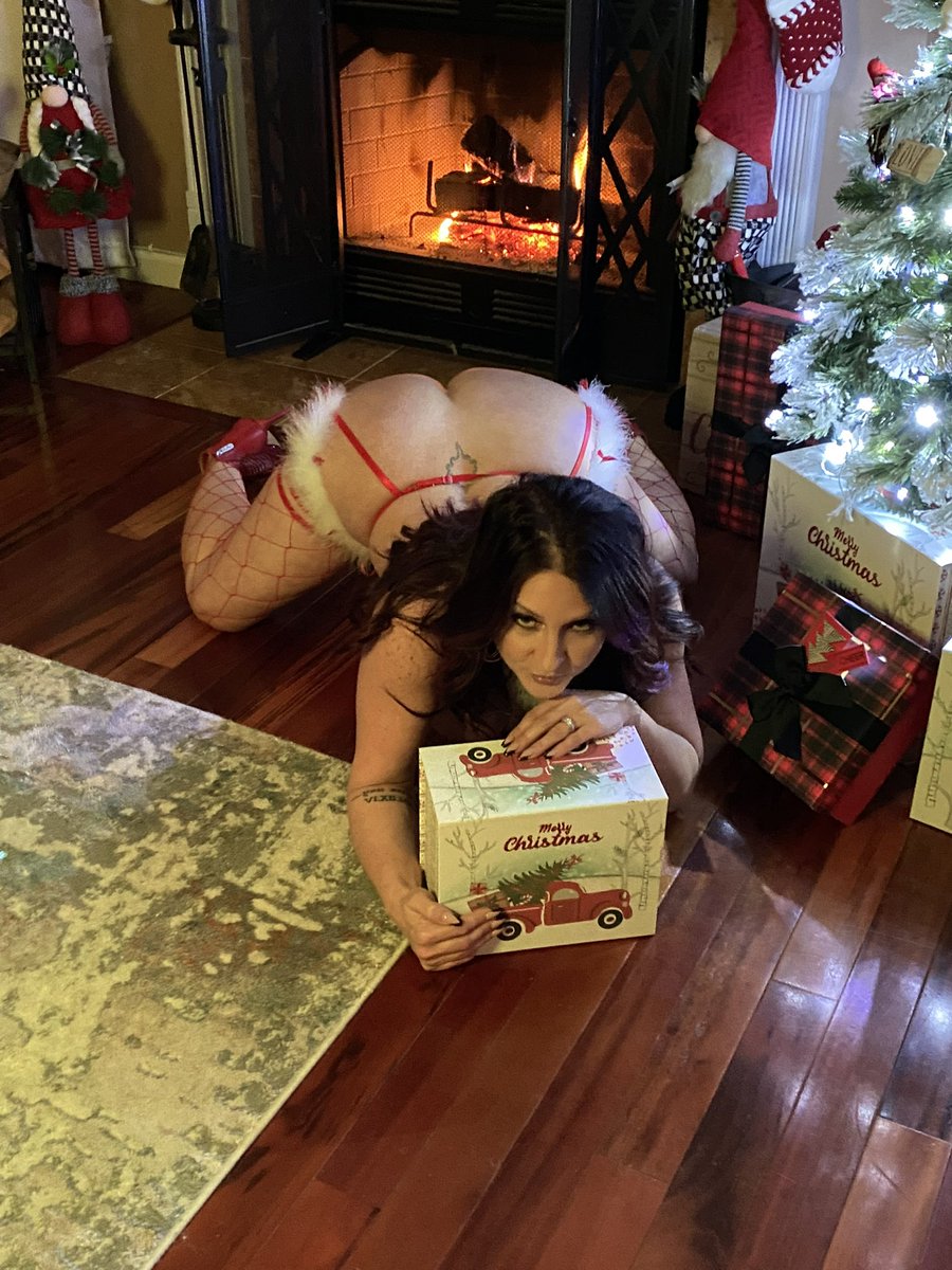 SexyStlCpl tweet media