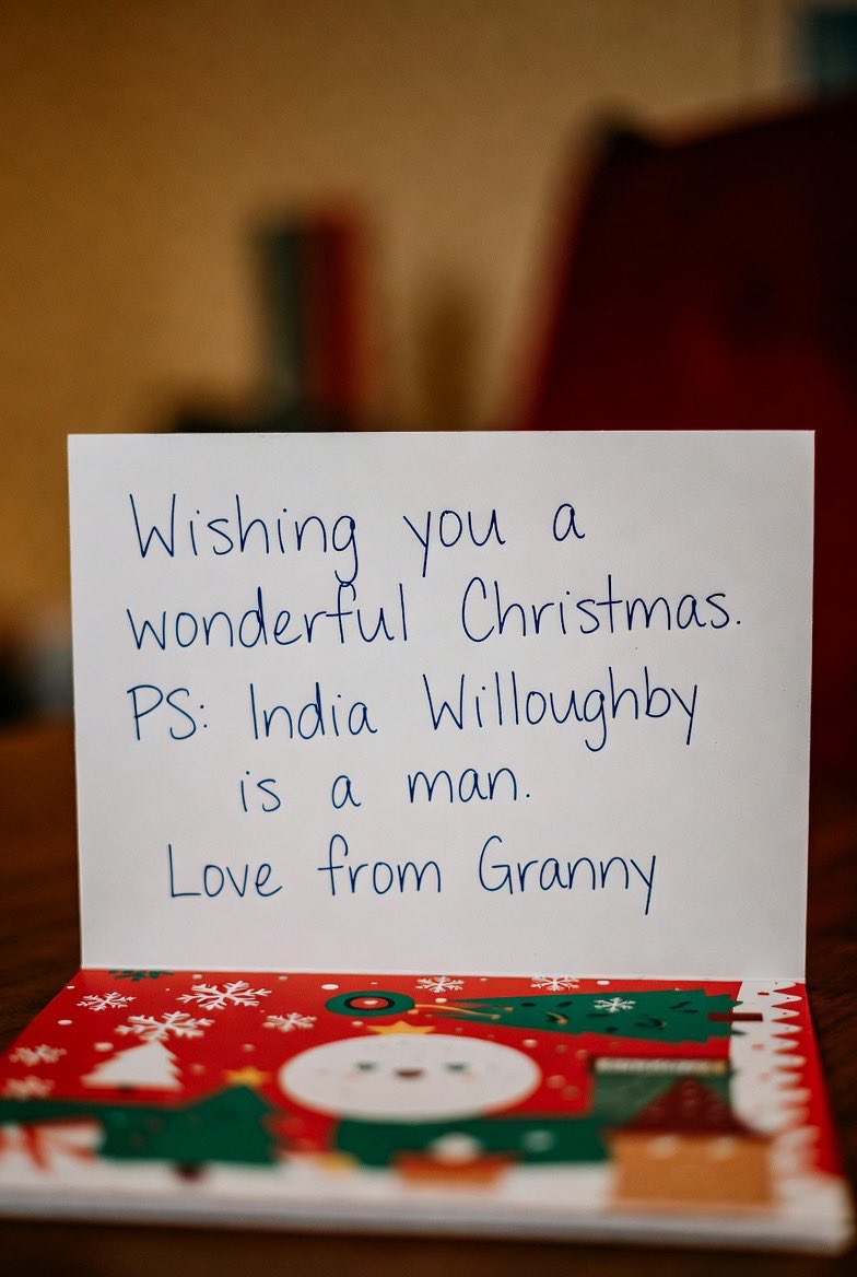 authenticWMN's tweet image. A heartfelt message from granny ❤️