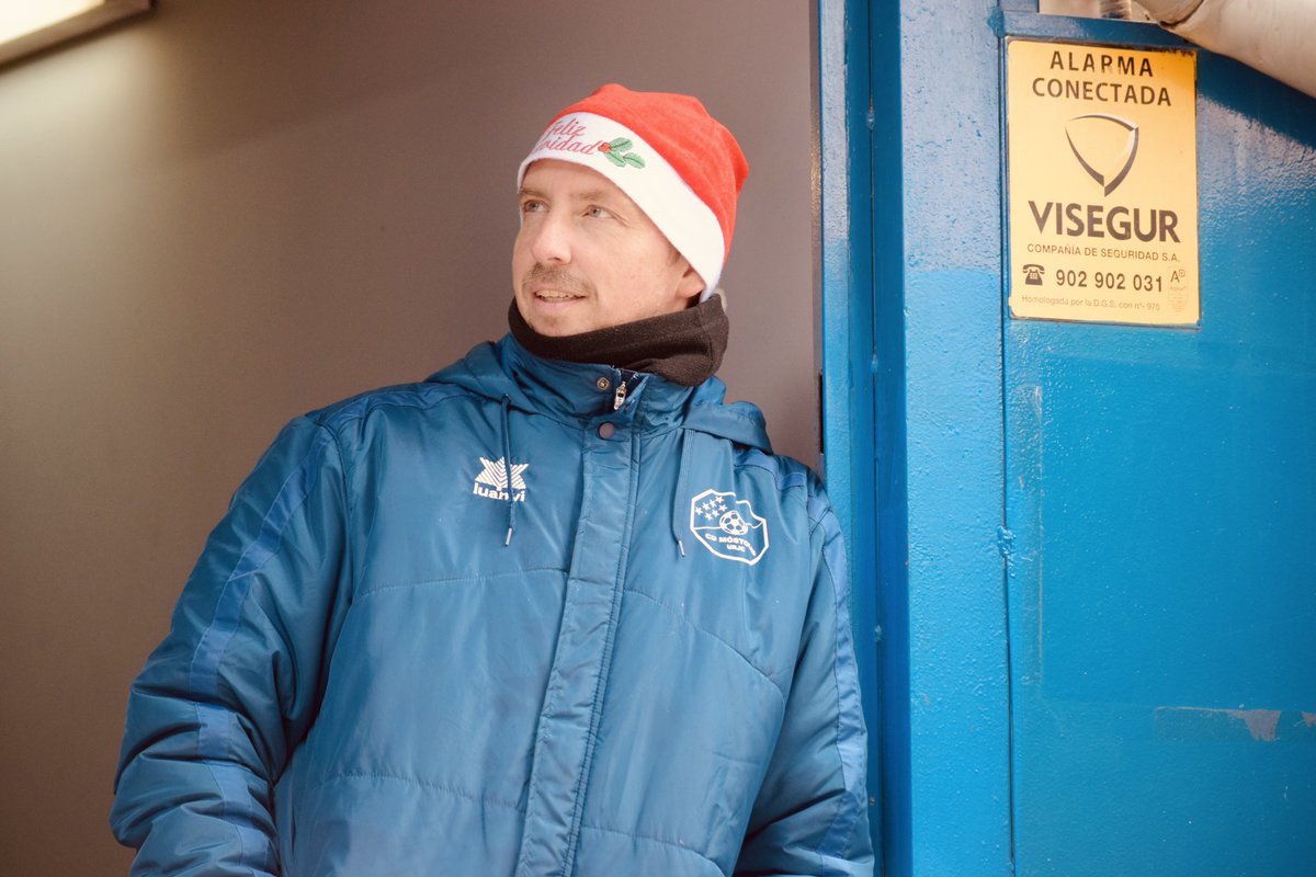 🎅🏼Nuestro 𝗳𝗶𝗹𝗶𝗮𝗹 también se ha querido sumar a la postal navideña🎄

¡𝐹𝑒𝑙𝑖𝑧 𝑛𝑎𝑣𝑖𝑑𝑎𝑑 𝑎𝑧𝑢𝑙𝑜𝑛𝑒𝑠!💙

#filial #equipo #familia #cdmóstoles