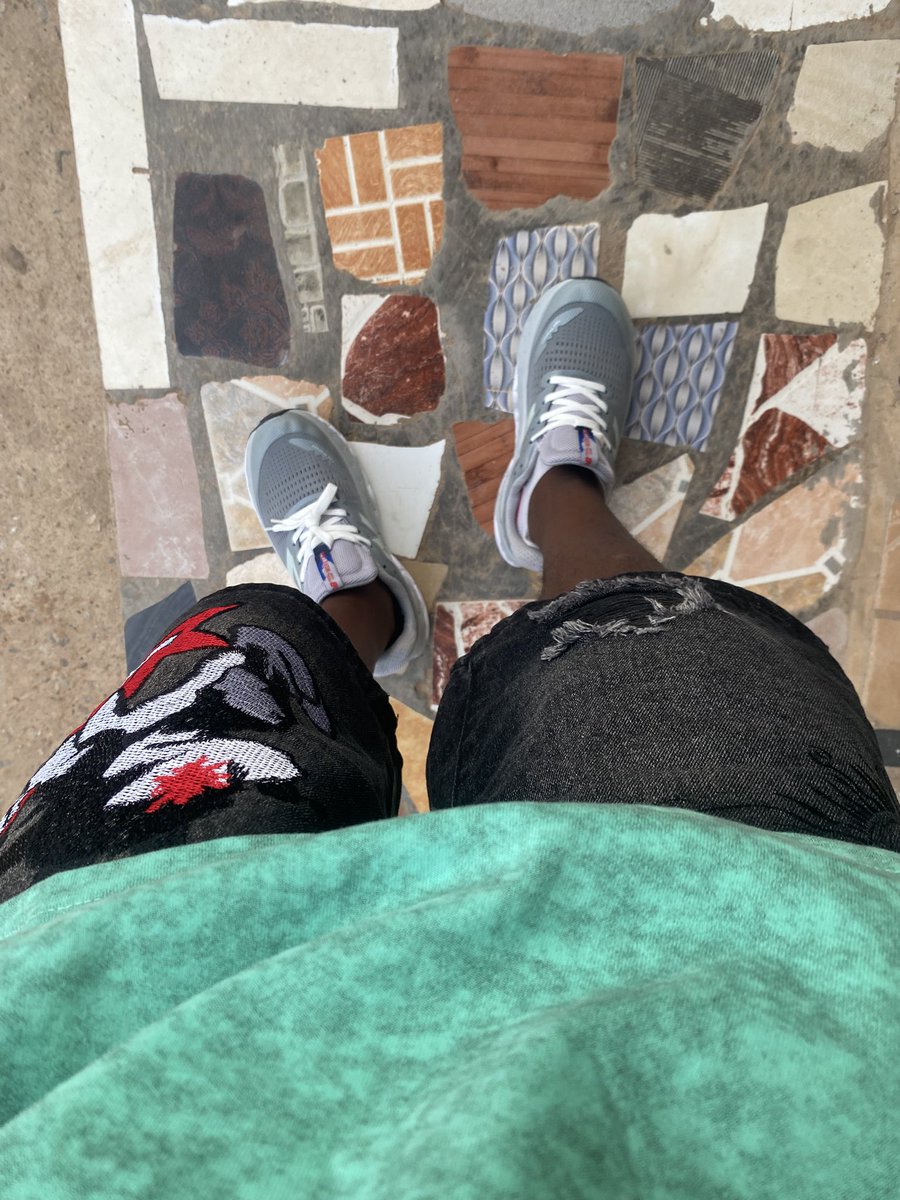 AccramadeBa's tweet photo. We active and outside for Stonebwoy🔥🔥🔥Ghana Are you ready?
#BHIMFEST25 https://t.co/CzEMX2KZyB