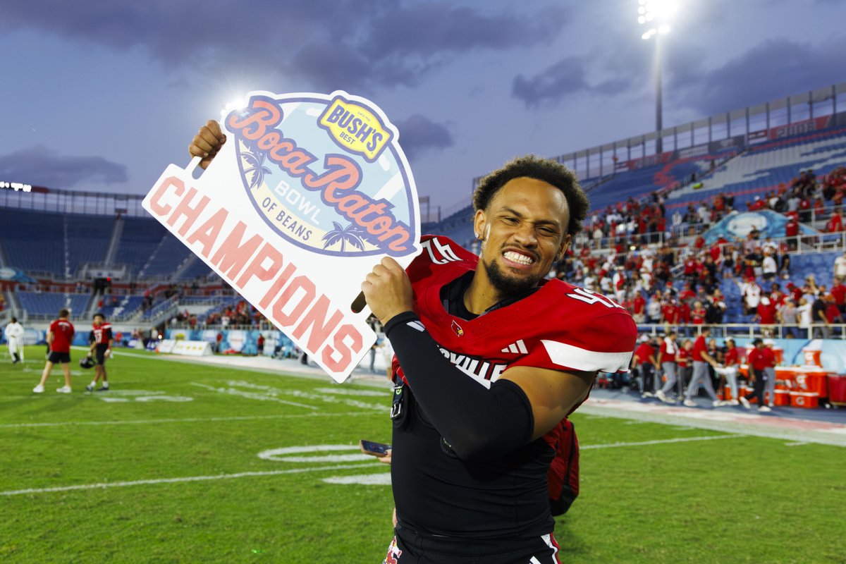 Louisville Football tweet media