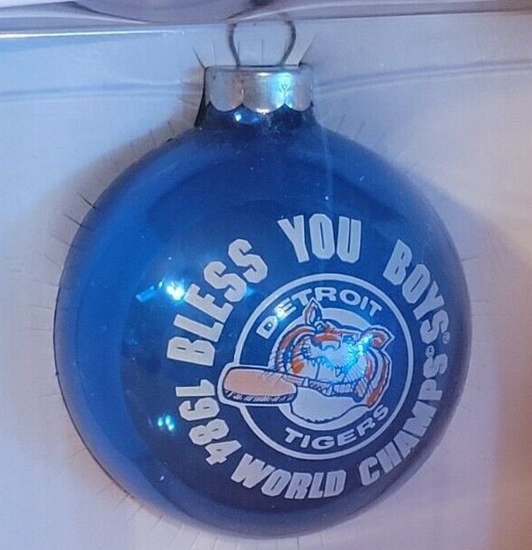 IffyTheDopester's tweet photo. A first ballot hall of fame Christmas ornament in my book! https://t.co/ItyleZ5XD9