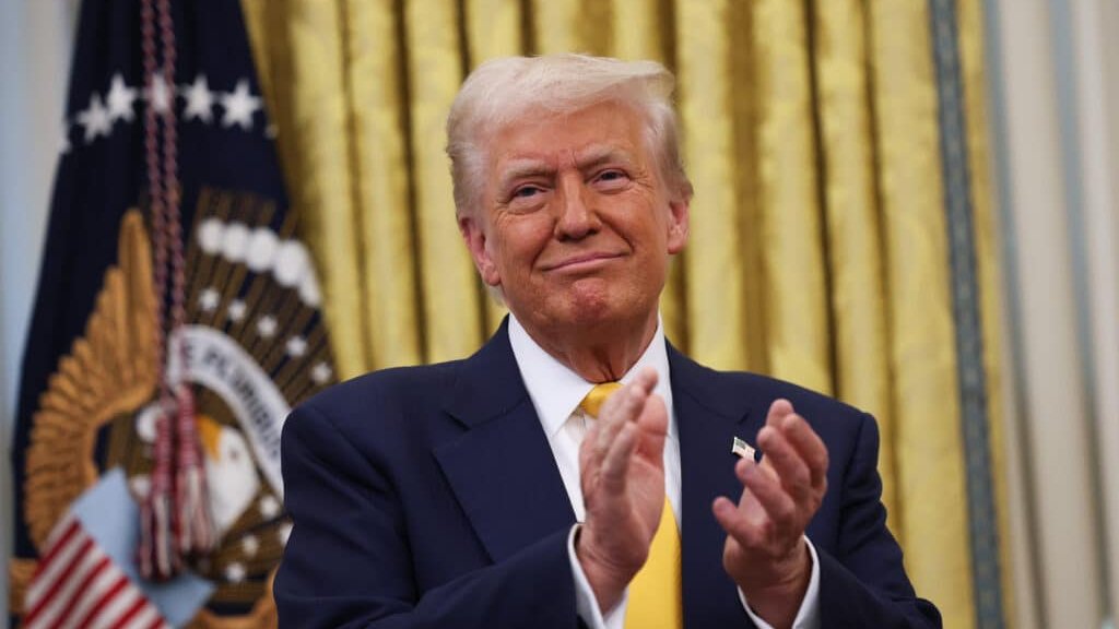 Trump_Fact_News's tweet image. 🔴 ALERTE INFO : 🇺🇲 Les États-Unis sont en passe d’enregistrer la plus forte baisse annuelle des homicides de toute l’Histoire sous la présidence de Trump.