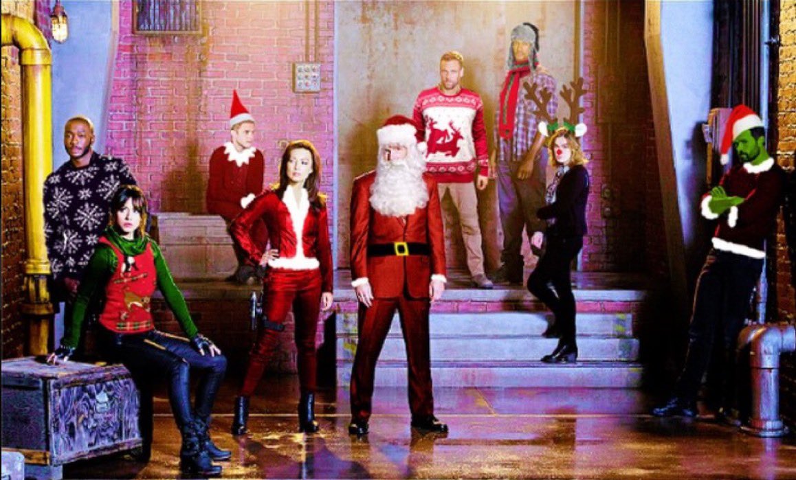 aosnocntxt's tweet photo. Merry Xmas and Happy Holidays to all the SHIELD agents out there!! https://t.co/UB0v4CLXA5